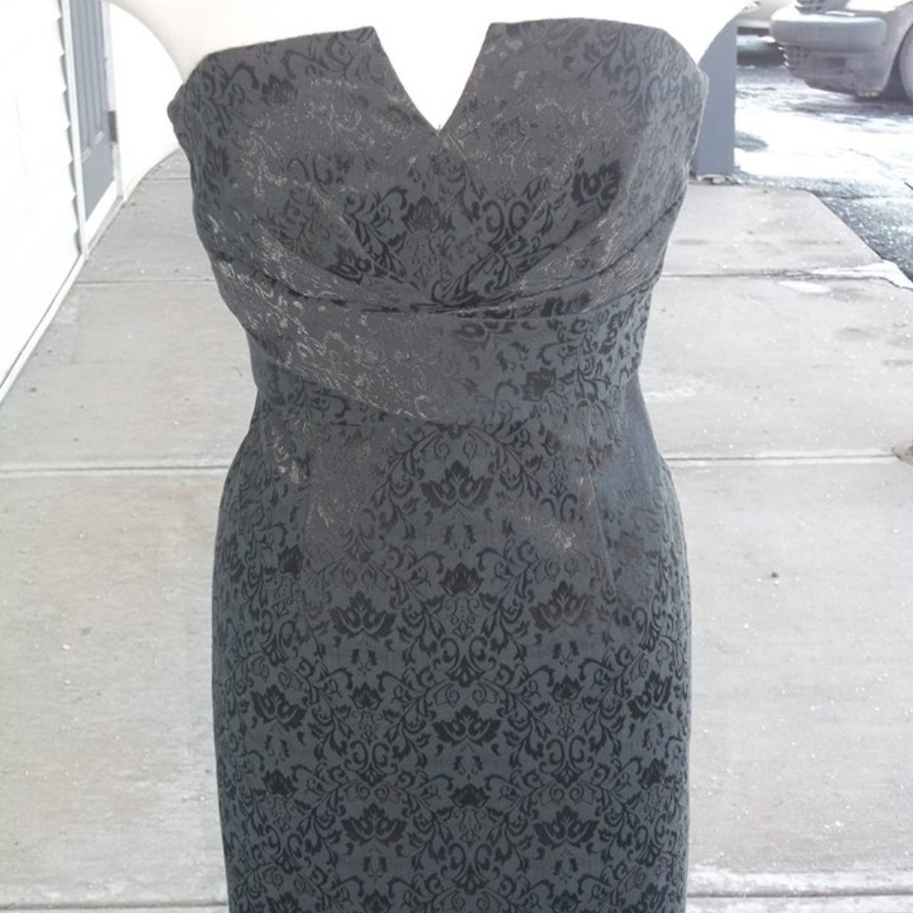 White House Black Market size 4 dress LBD